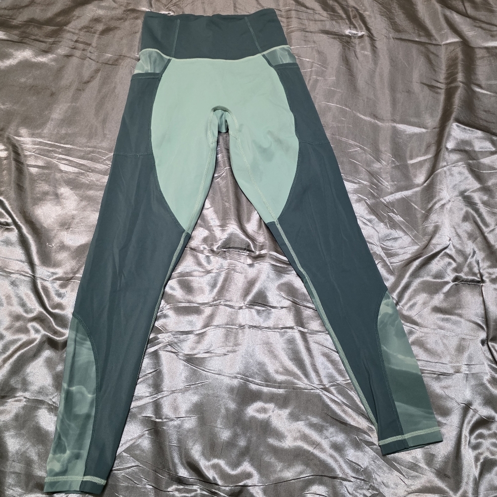 BuffBunny Dark and Light Green Leggings